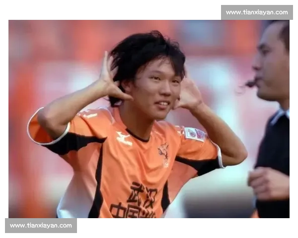 武汉教师史璠三度折桂亚锦赛,国际赛场诠释「力与美」的双重人生 武汉教师史璠三度折桂亚锦赛,国际赛场诠释「力与美」的双重人生