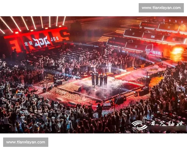 粉丝应援，为心爱的战队加油！和平精英战队争霸赛的热闹